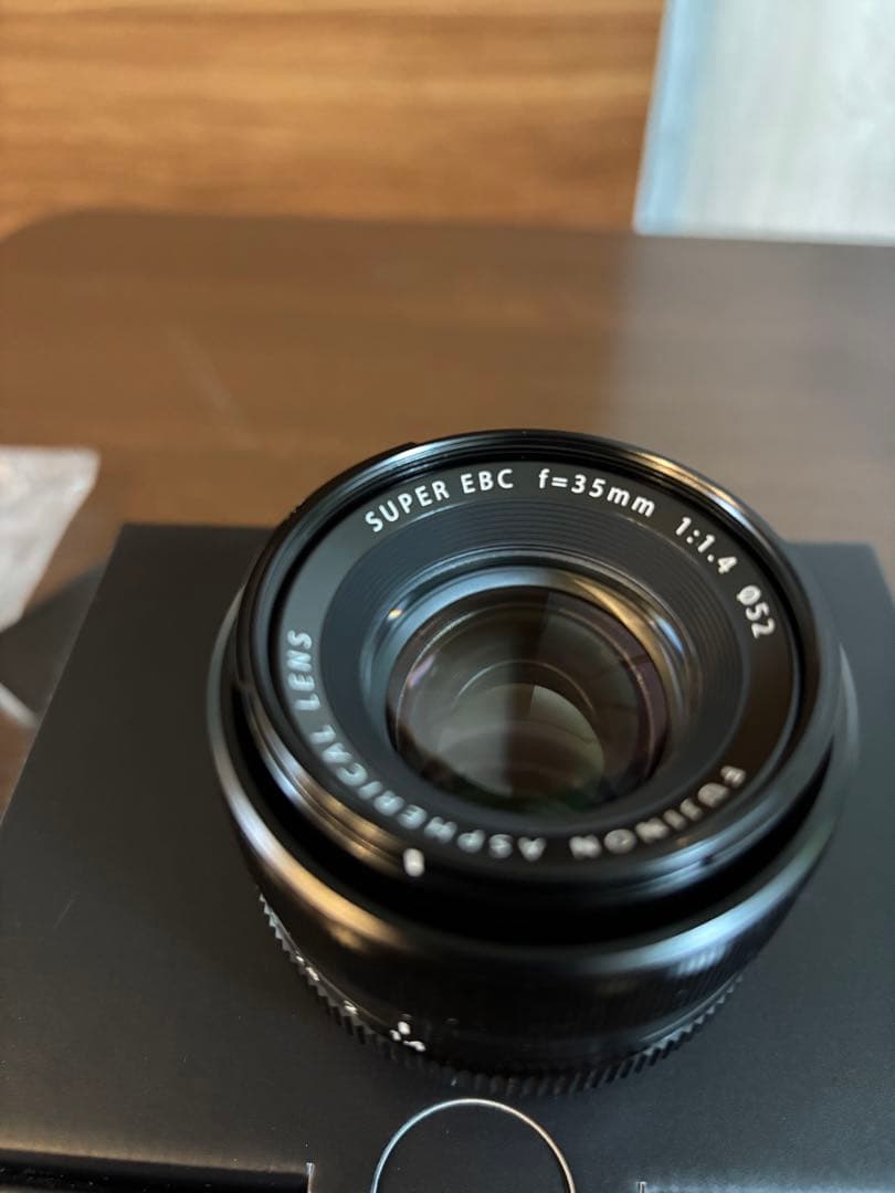 Fujifilm XF 35mm F1.4 R レンズ(ブルー)