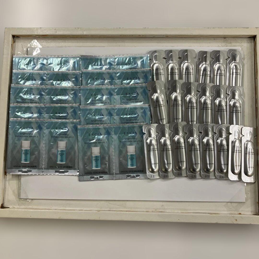 ♥️hibiyann♥️※プロフ必読 ページ　 美白美容液セット