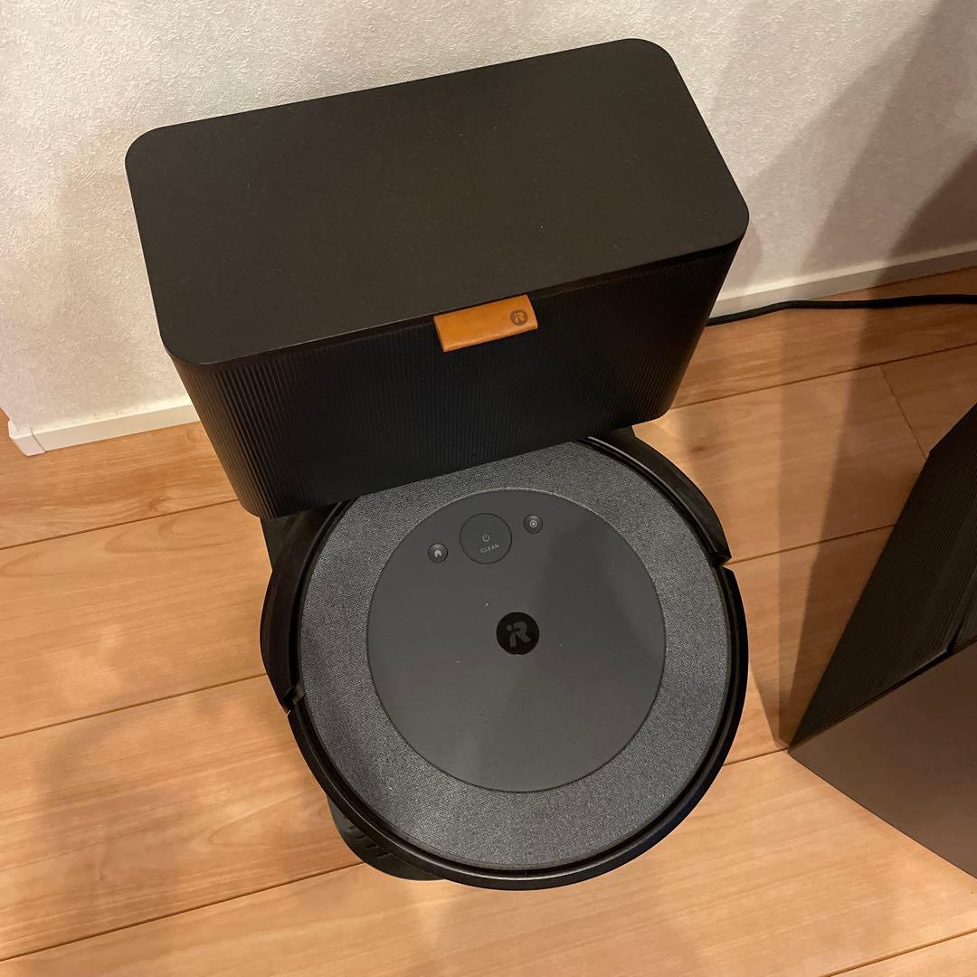 【早い者勝ち】アイロボット　ルンバ　ロボット掃除機 自動ゴミ収集機能付き i5+