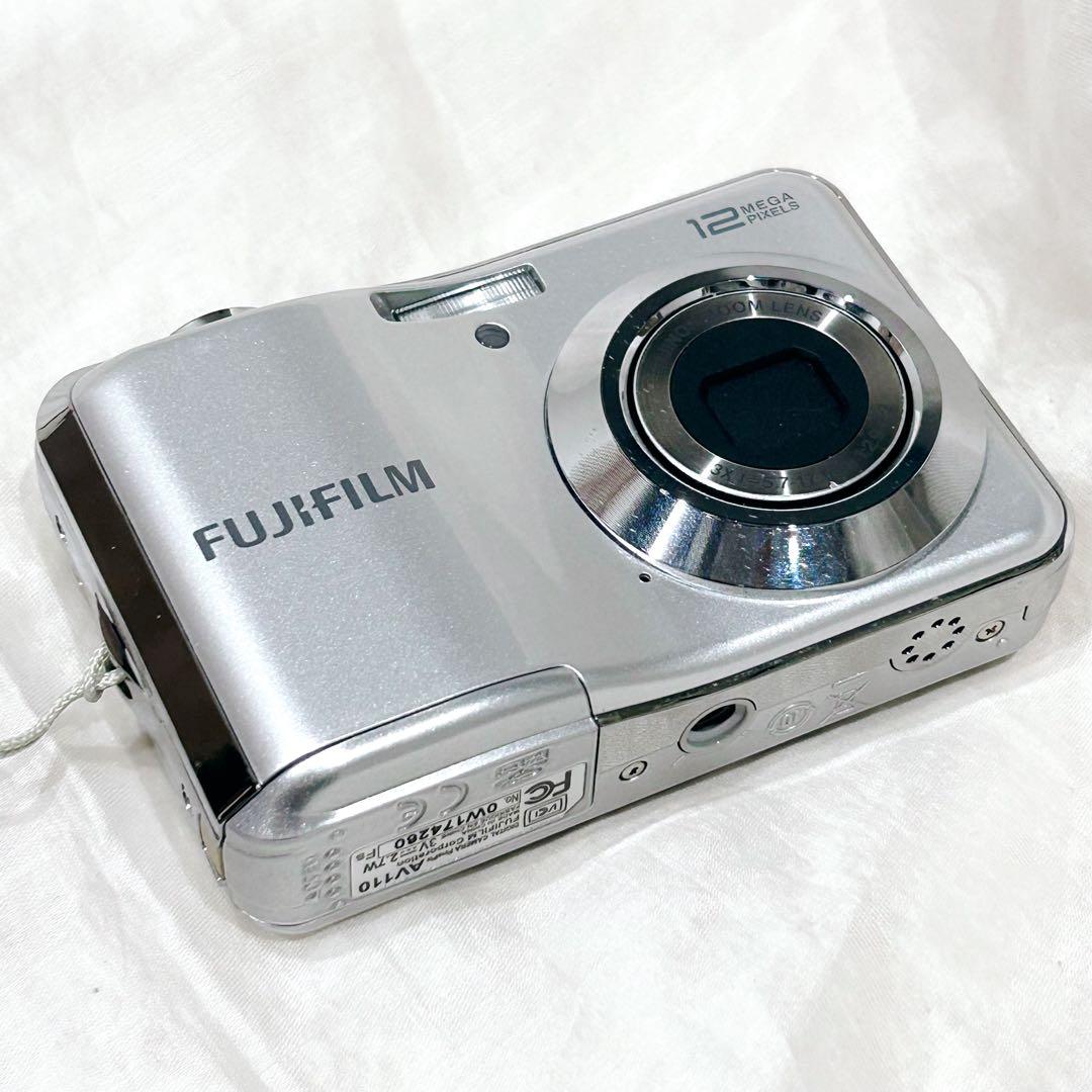 乾電池 FUJIFILM Finepix AV100デジタルカメラ 動作確認済