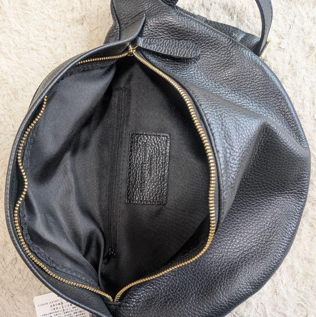 AULENTTI Melrose Select ボディバッグ ブラック