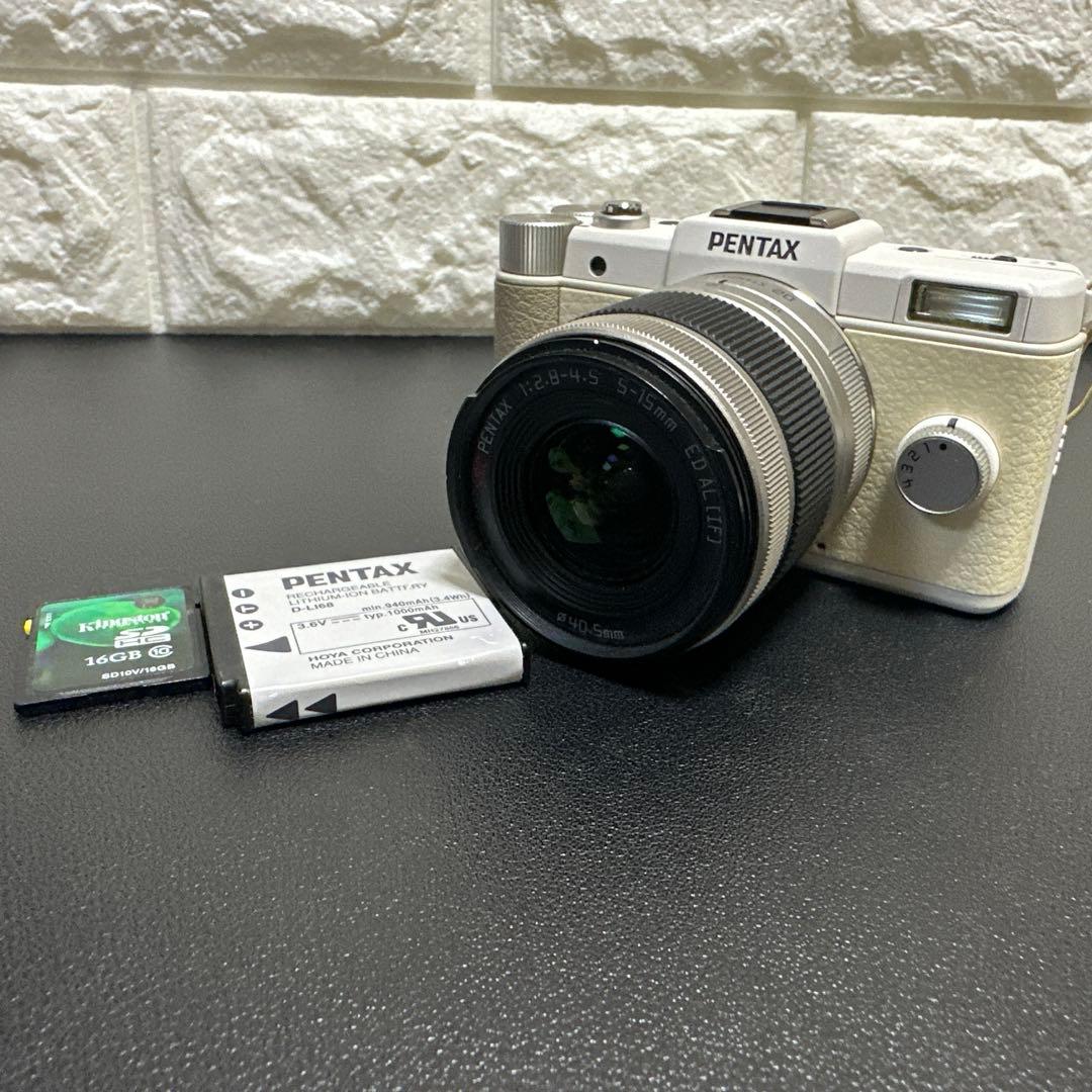 ペンタックスPENTAX Q ホワイト　動作品　中古良品