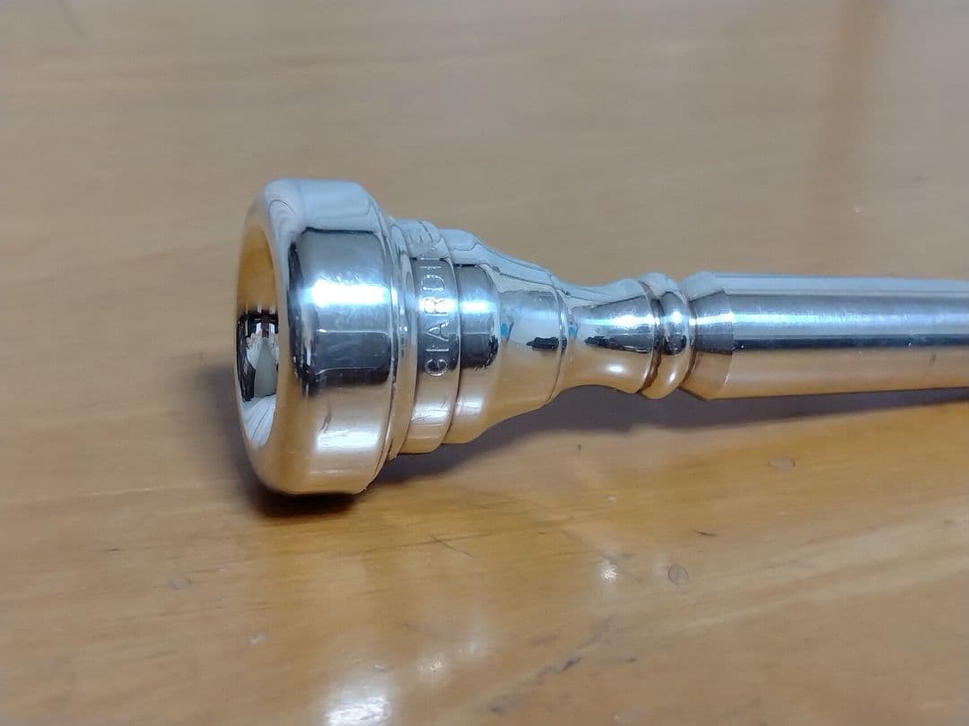 トランペットマウスピース ジャルディネリ10S