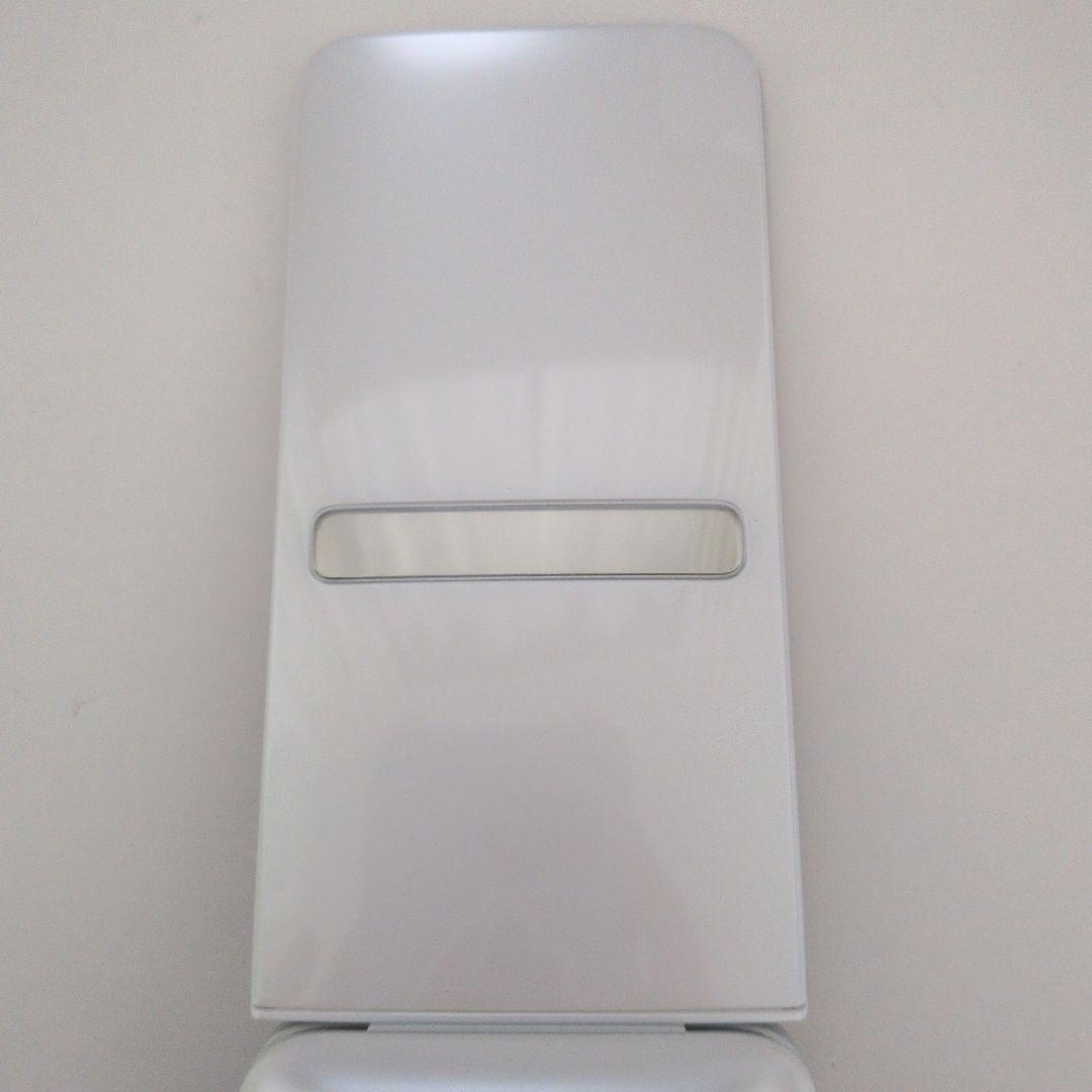 au GRATINA KYF38 ホワイト SIMフリー