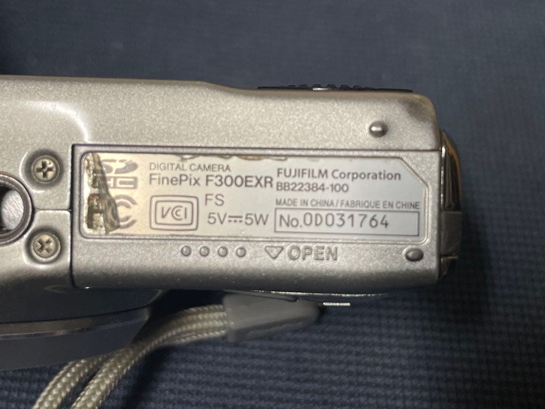 FUJIFILM FINEPIX F300EXR デジタルカメラ