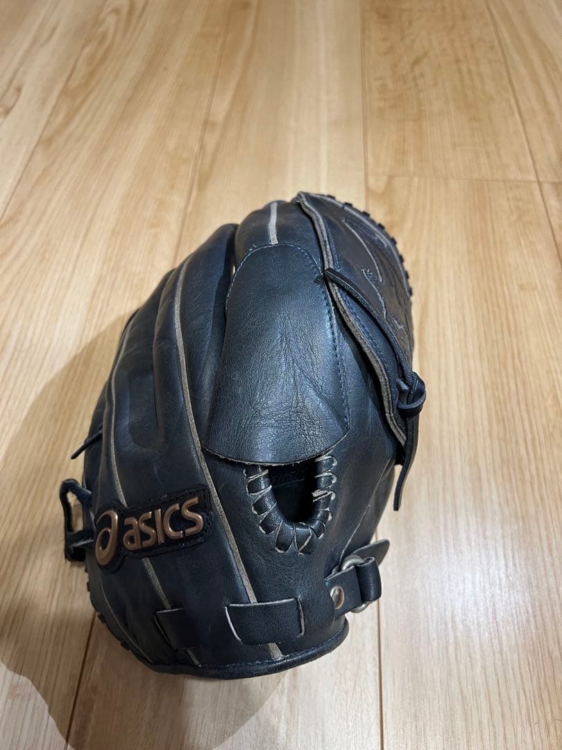 asics 軟式グローブアシックス　投手用　ダルビッシュモデル　北海道型ウェブ