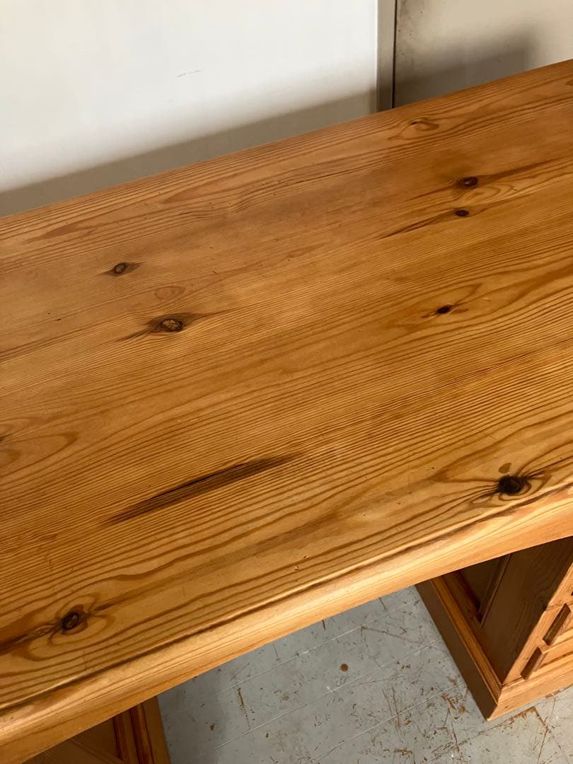 ラキ　ペニーワイズ　チャイルドデスク　Paul Wilson