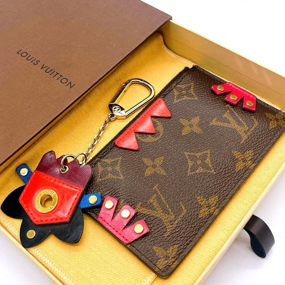 美品　LOUIS VUITTON 付属品付き　トーテム ポシェットクレ　限定品