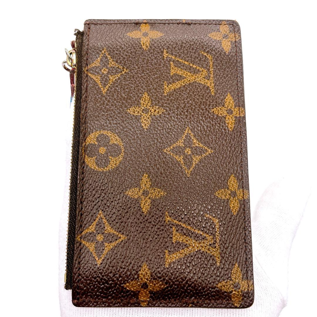美品　LOUIS VUITTON 付属品付き　トーテム ポシェットクレ　限定品