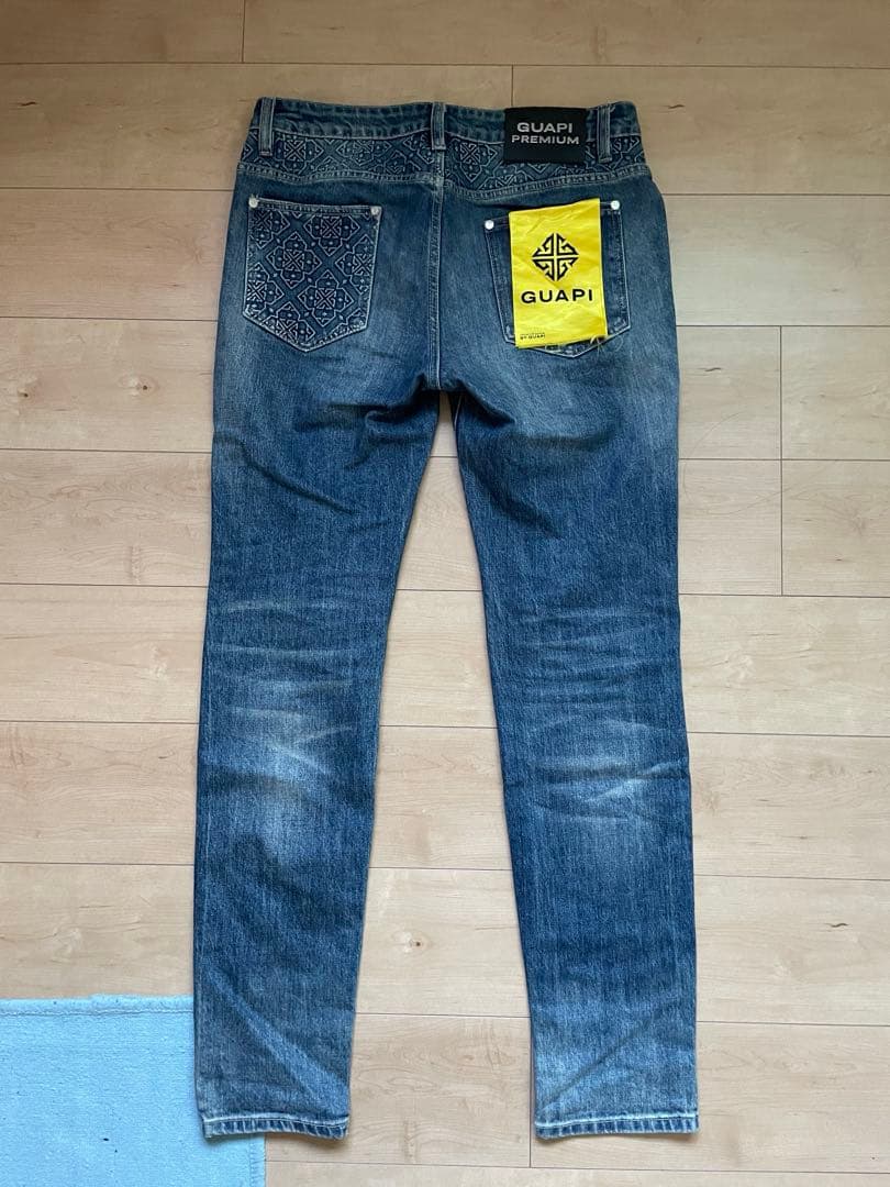 パンツ guapi  Blue Basics Regular Denim 32