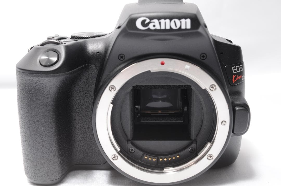 ✨Canon Kiss X10✨4K動画❣️スマホ転送❣️自撮り❣️手振れ補正❣️美品❣️