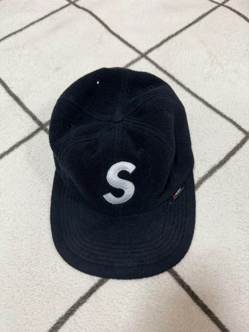 supreme sロゴキャップ