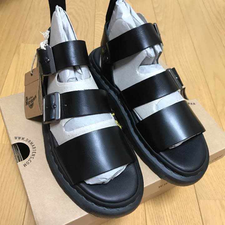 ドクターマーチン サンダル