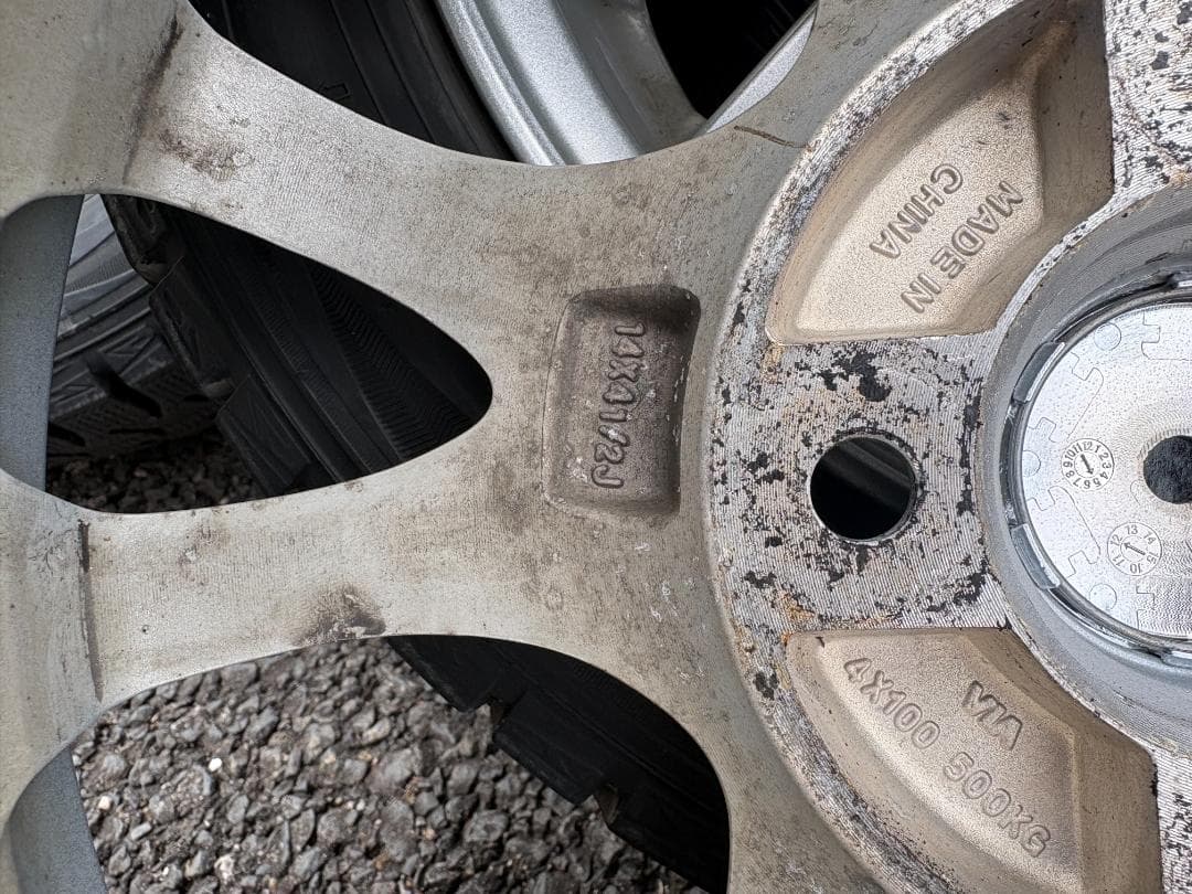 送料込み/14インチアルミ四本セット/軽自動車向け/タント、ムーヴ