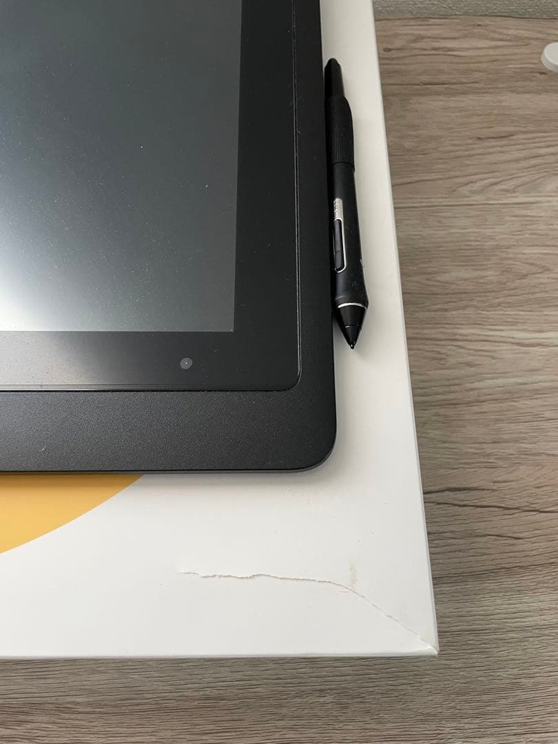 【付属品完備】Wacom Cintiq 16