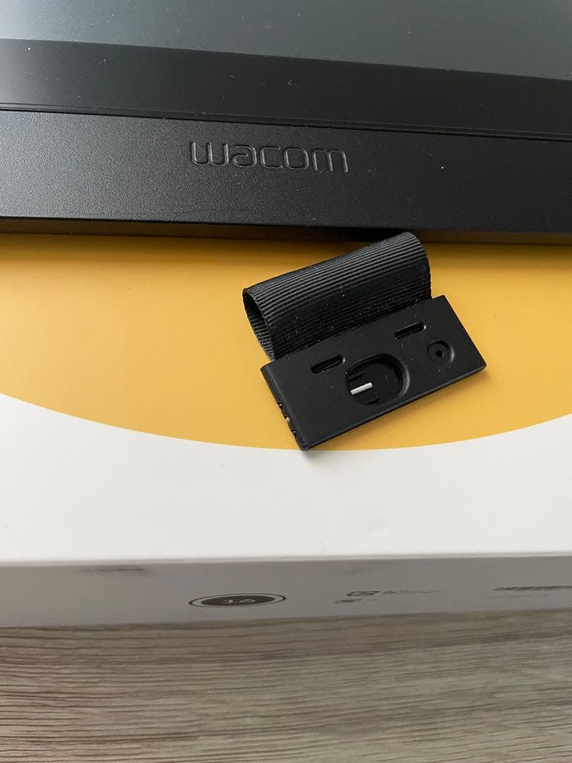 【付属品完備】Wacom Cintiq 16