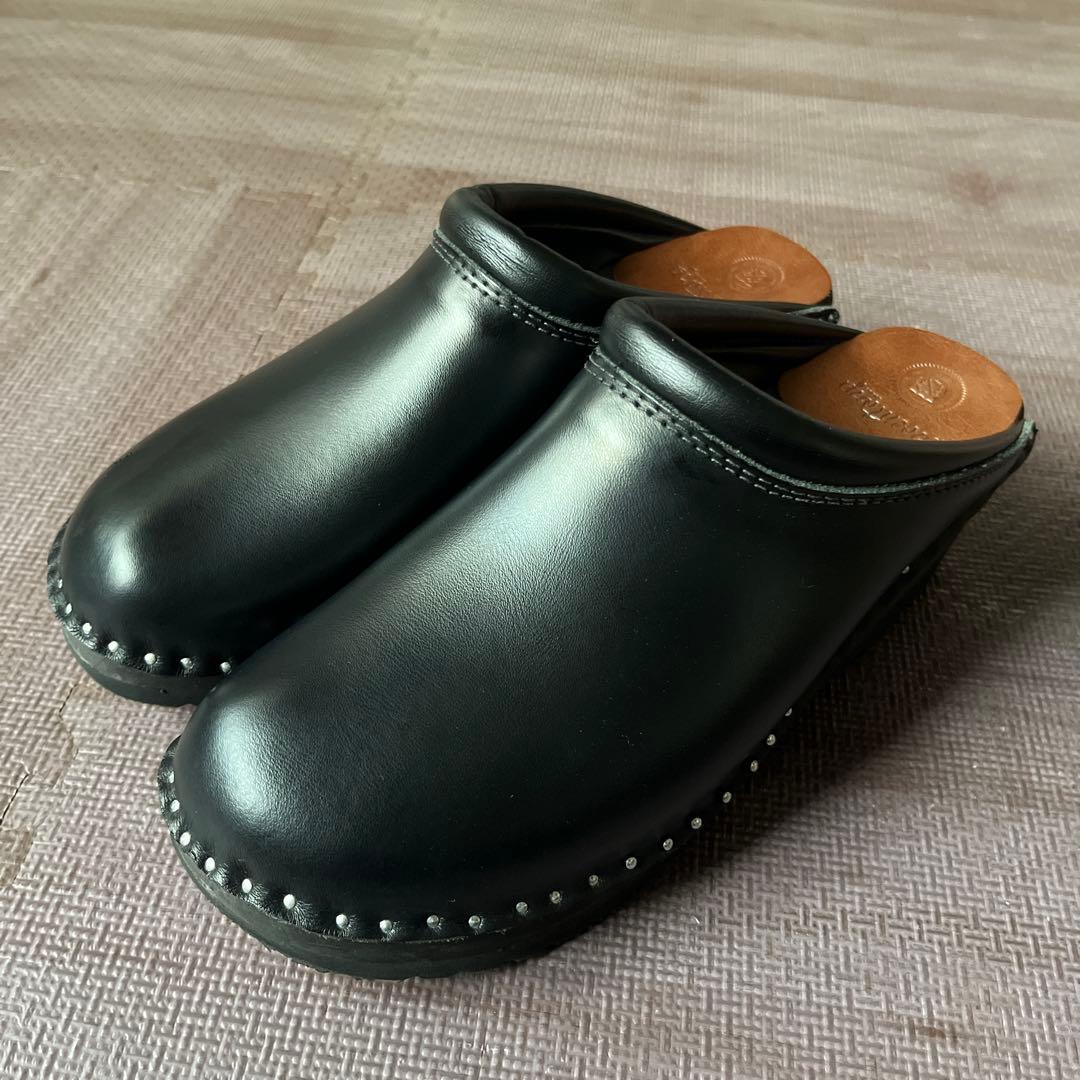 トロエントープ　サボサンダル