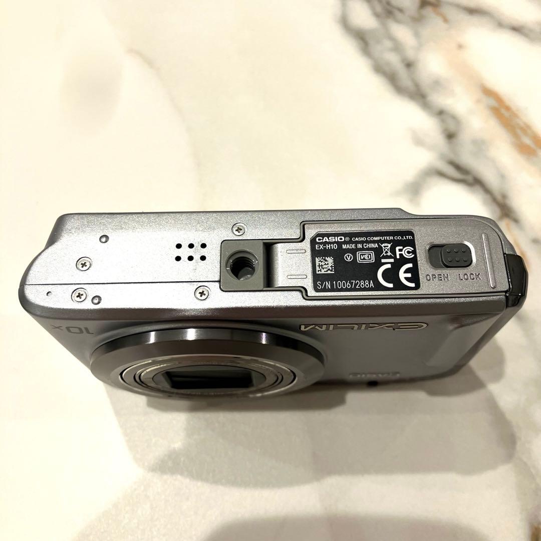 【動作確認品】CASIO EXILIM デジタルカメラ EX-H10 シルバー