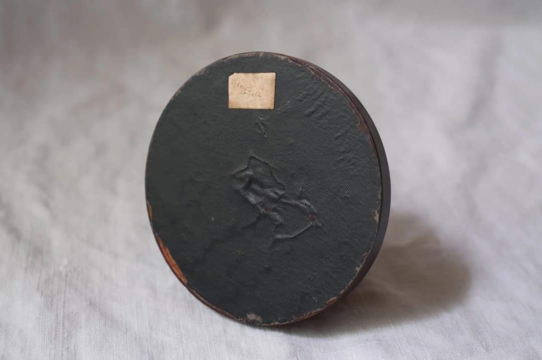 フランスアンティーク｜高貴なディスプレイ台