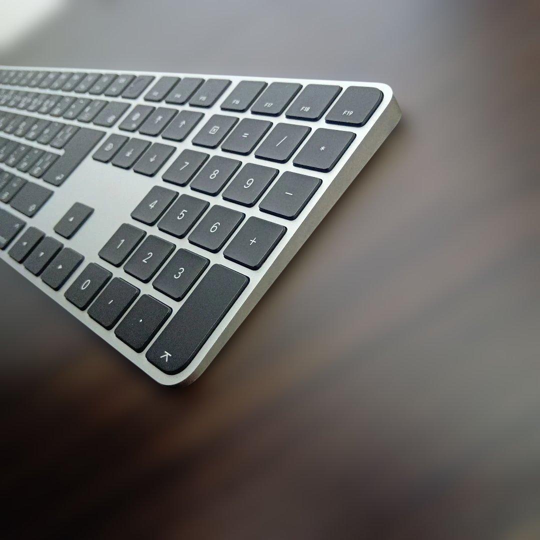 キーボード MagicKeyboard TouchID MMMR3J/A Lightning