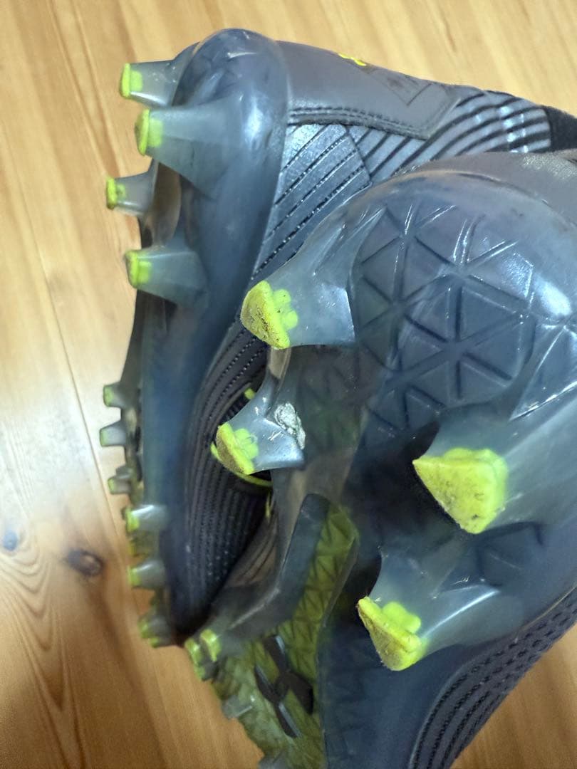 Under Armour アメフトスパイク 29cm ブラック/イエロー