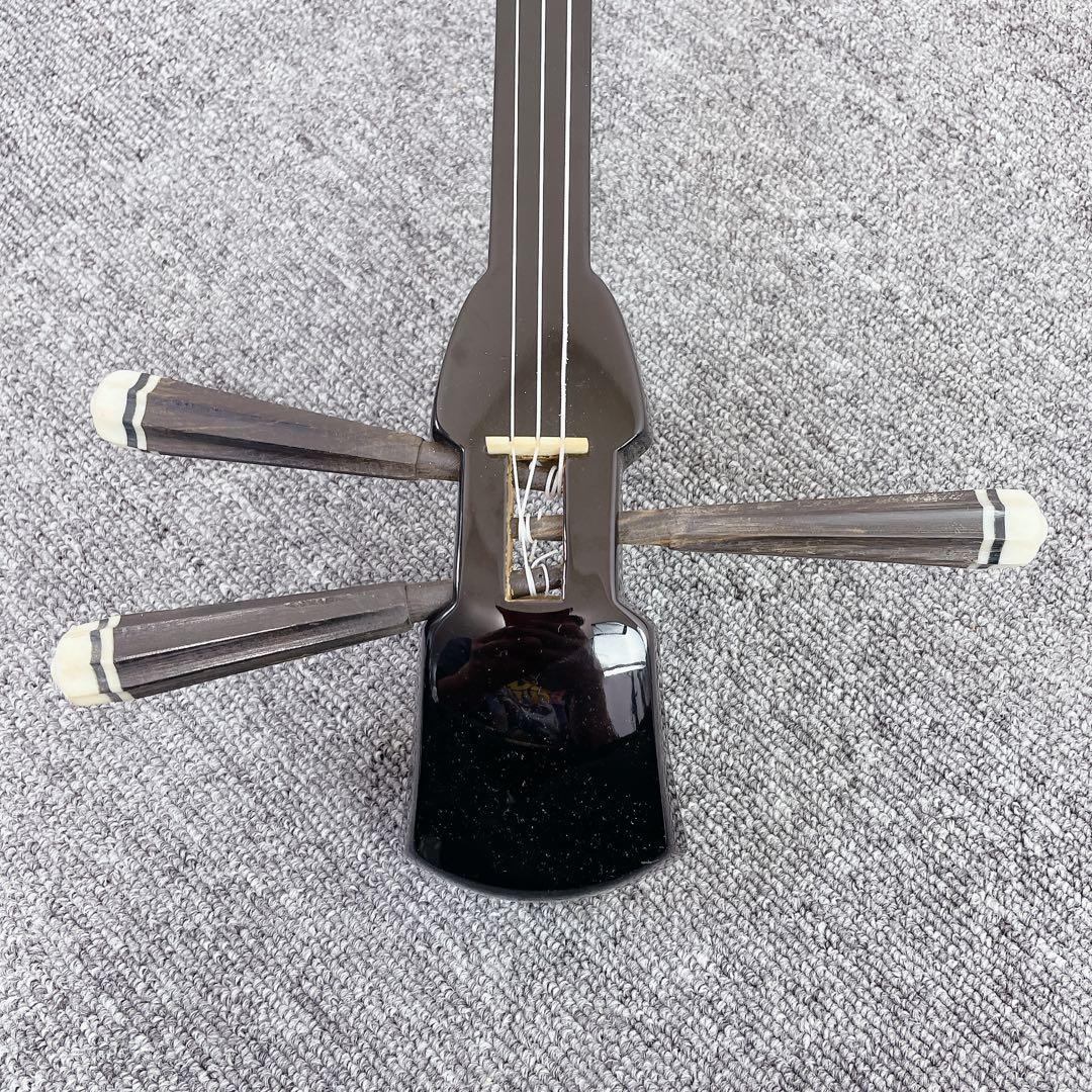 沖縄 三線 蛇皮 スタンド付 和楽器 沖縄民謡 民謡楽器