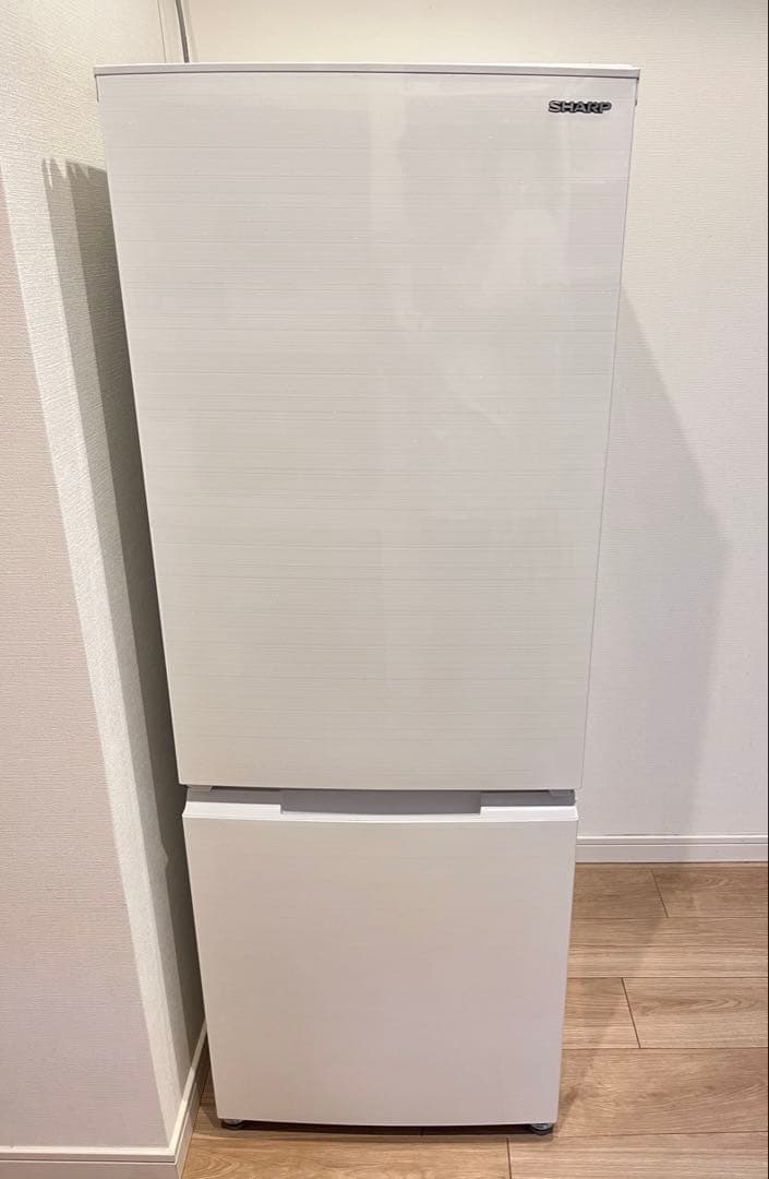 週末セール！【美品】SHARP SJ-D18J-W冷蔵庫2022年製