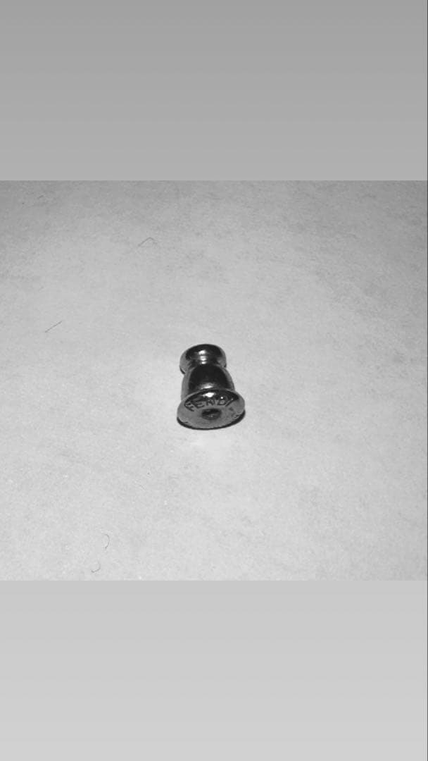 FENDI FFピアス シルバーカラーフ エンディ　美品