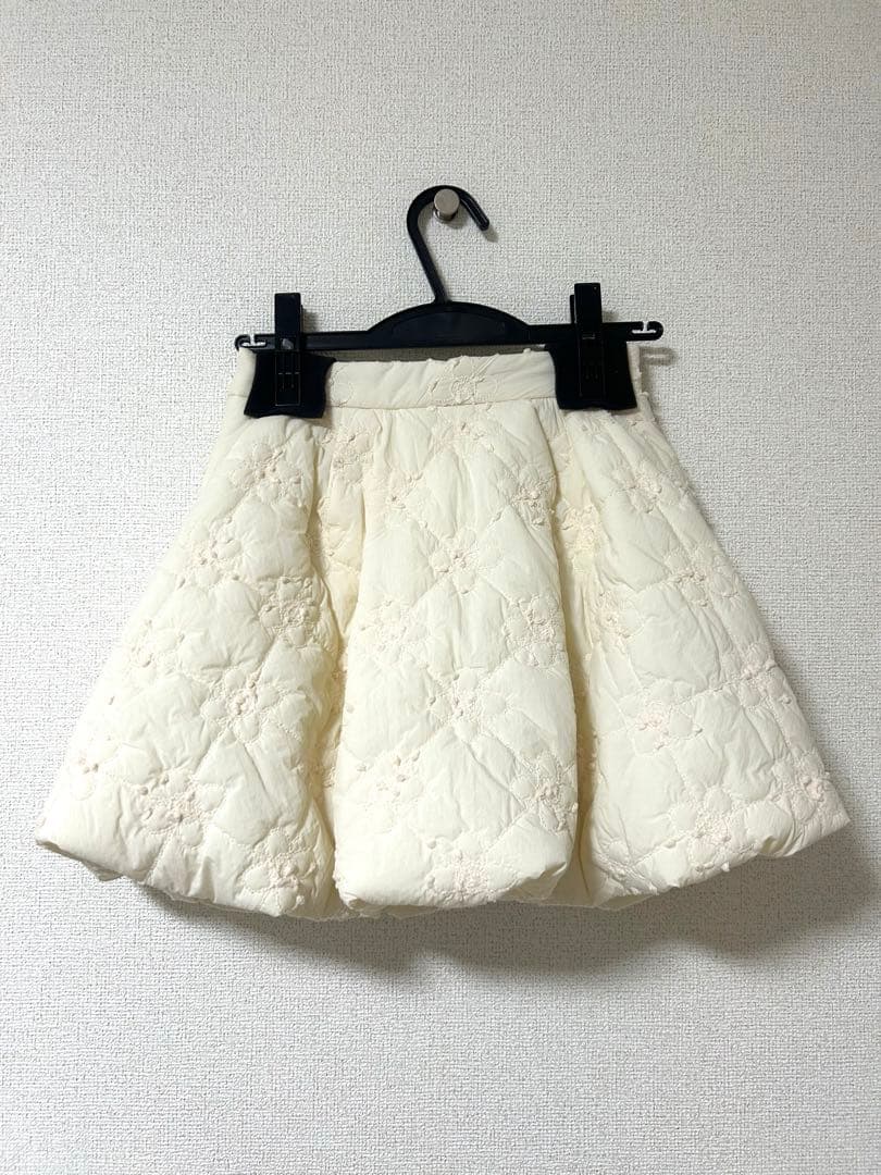 【洋服】THE TOE バルーンミニスカート　白　ネックレスセット