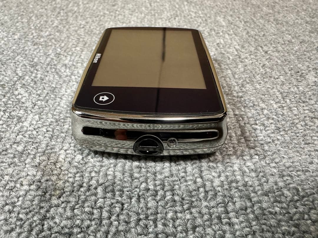 デジタルカメラ　NIKON COOLPIX S01 シルバー