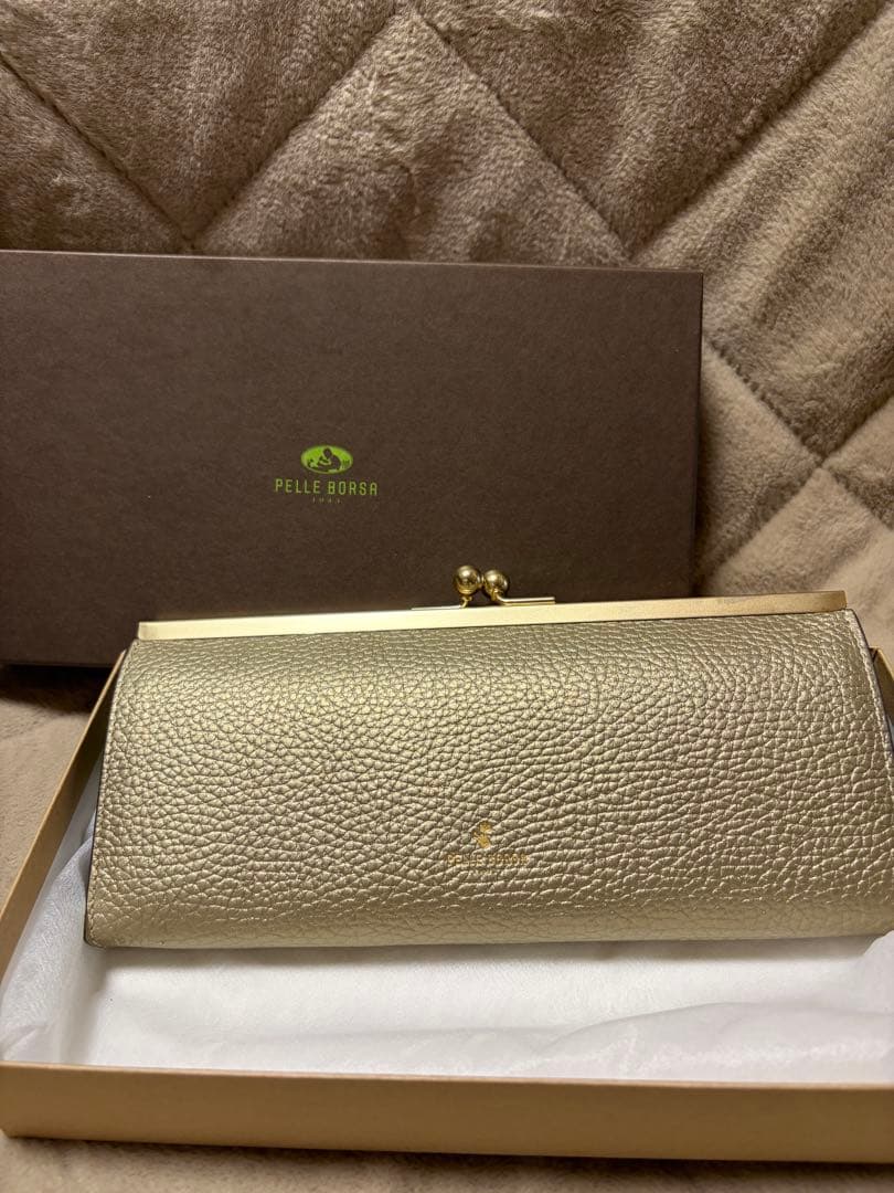 【さっちゃん】PELLE BORSA/ゴールド長財布/がまぐち財布