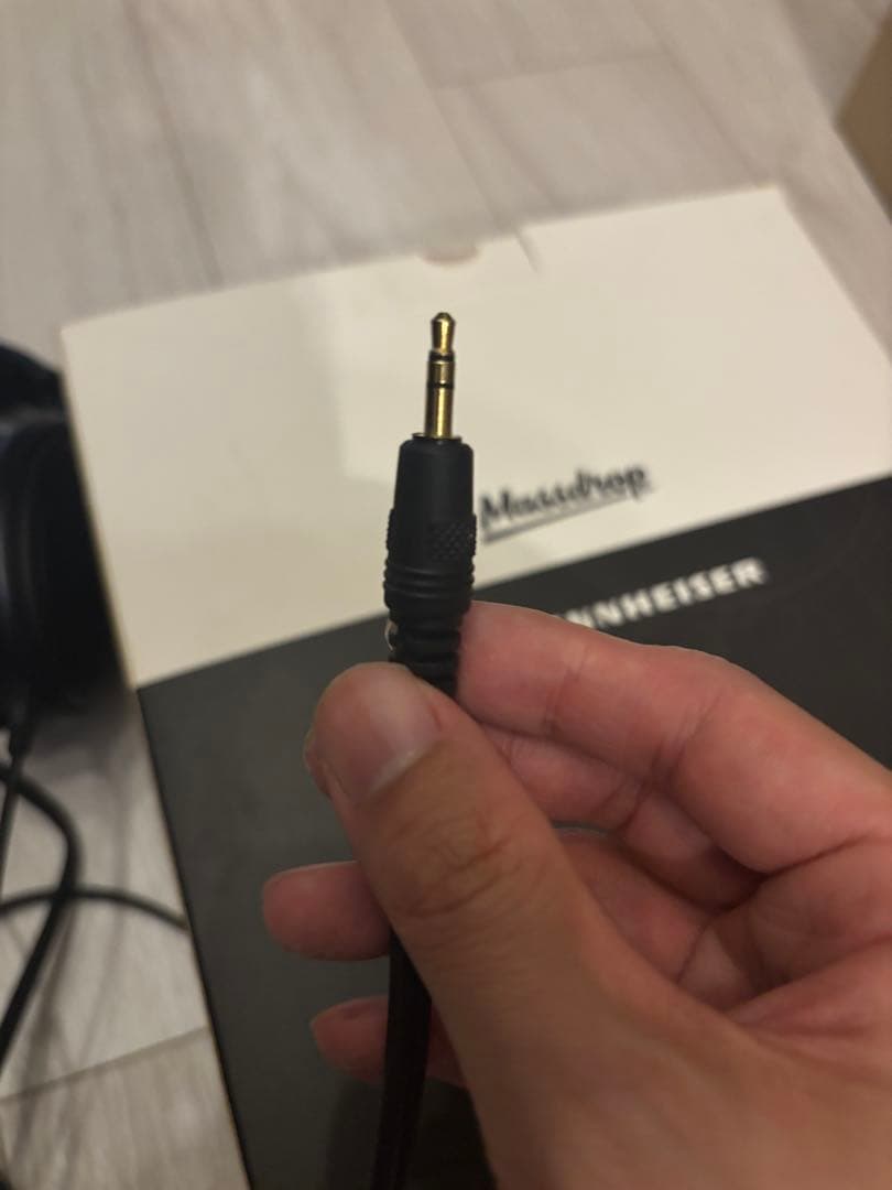 Massdrop x Sennheiser HD 6XXヘッドホン