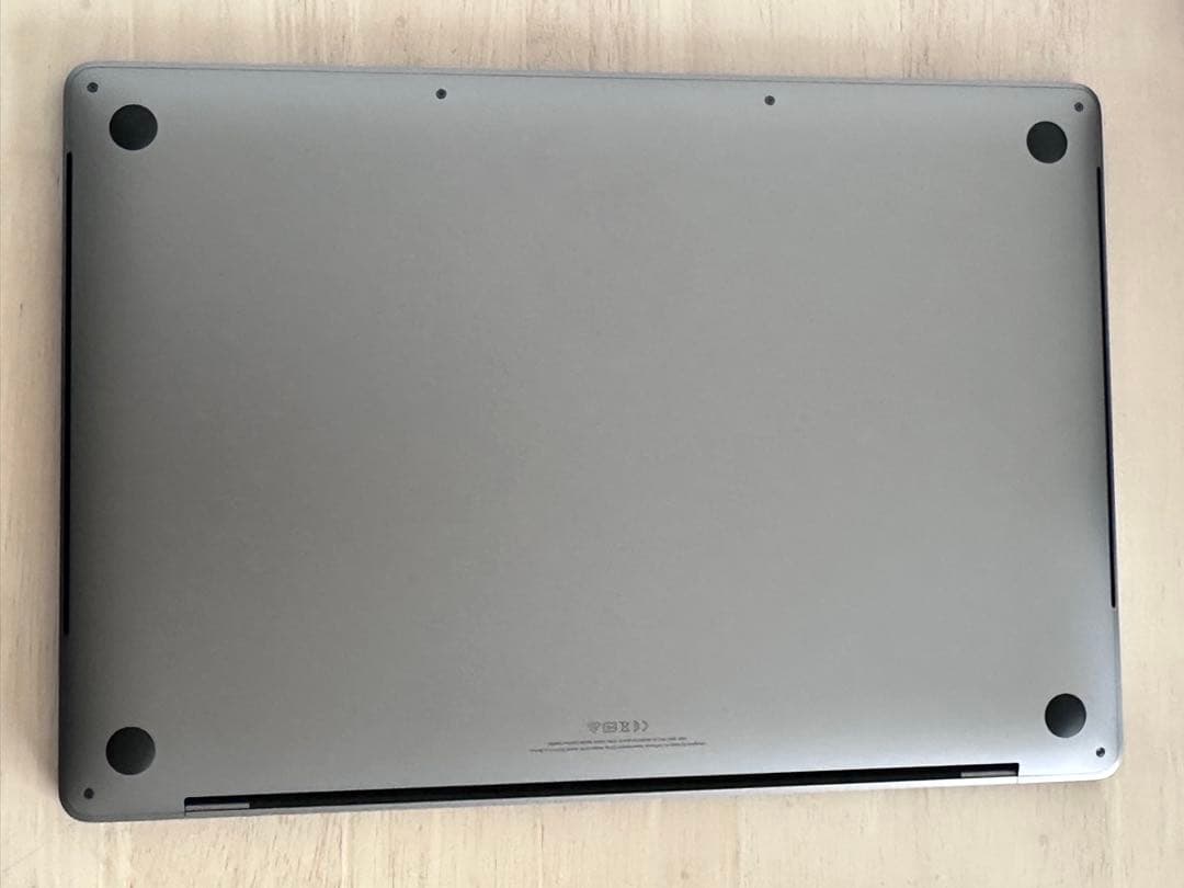 極美品！MacBook Pro (16-inch, 2019) i9•1TB