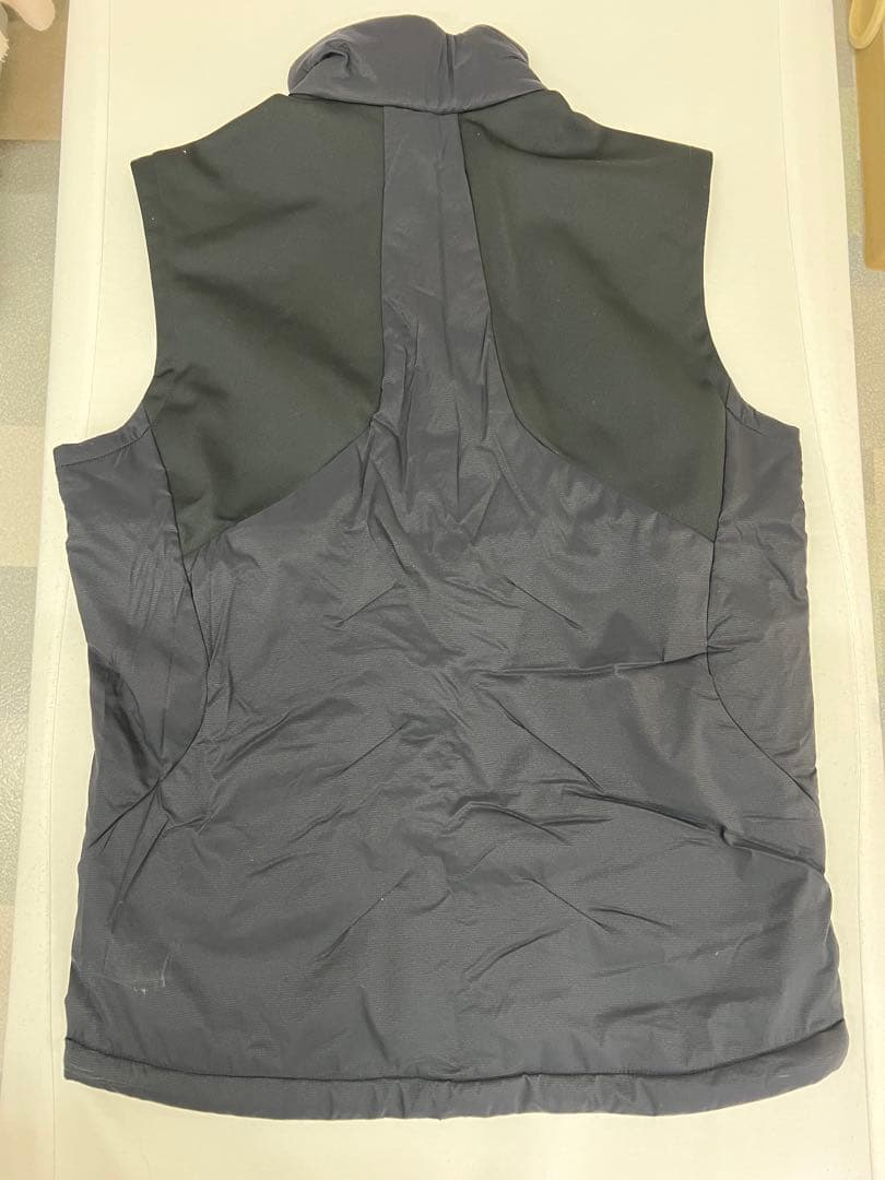 デサント ミドラー ベスト サイズO