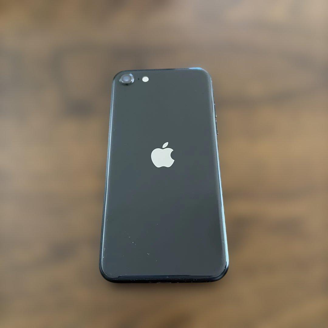 iPhone SE 第二世代　64GB