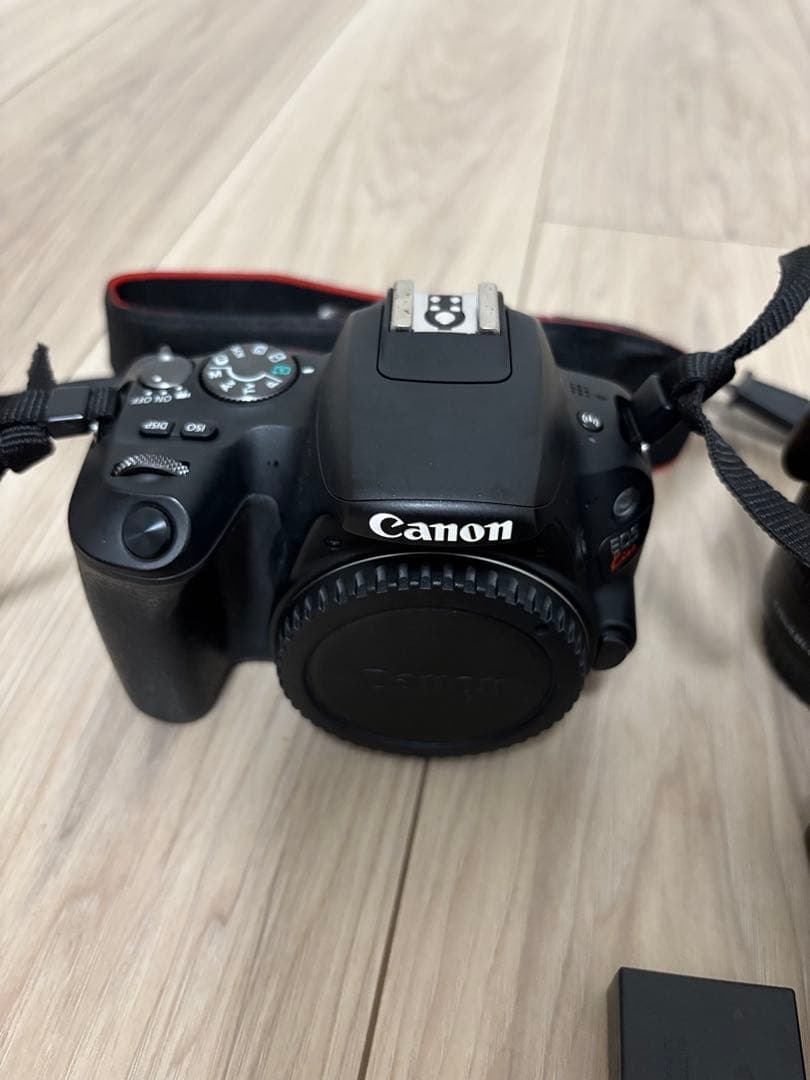 Canon EOS Kiss X9 一眼レフカメラ