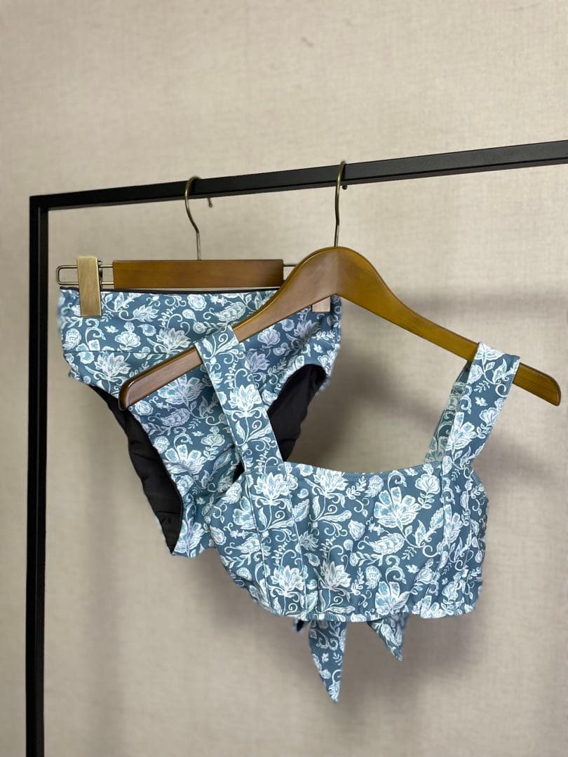 【美品】Sandlessmoon sarasa blue bikini M