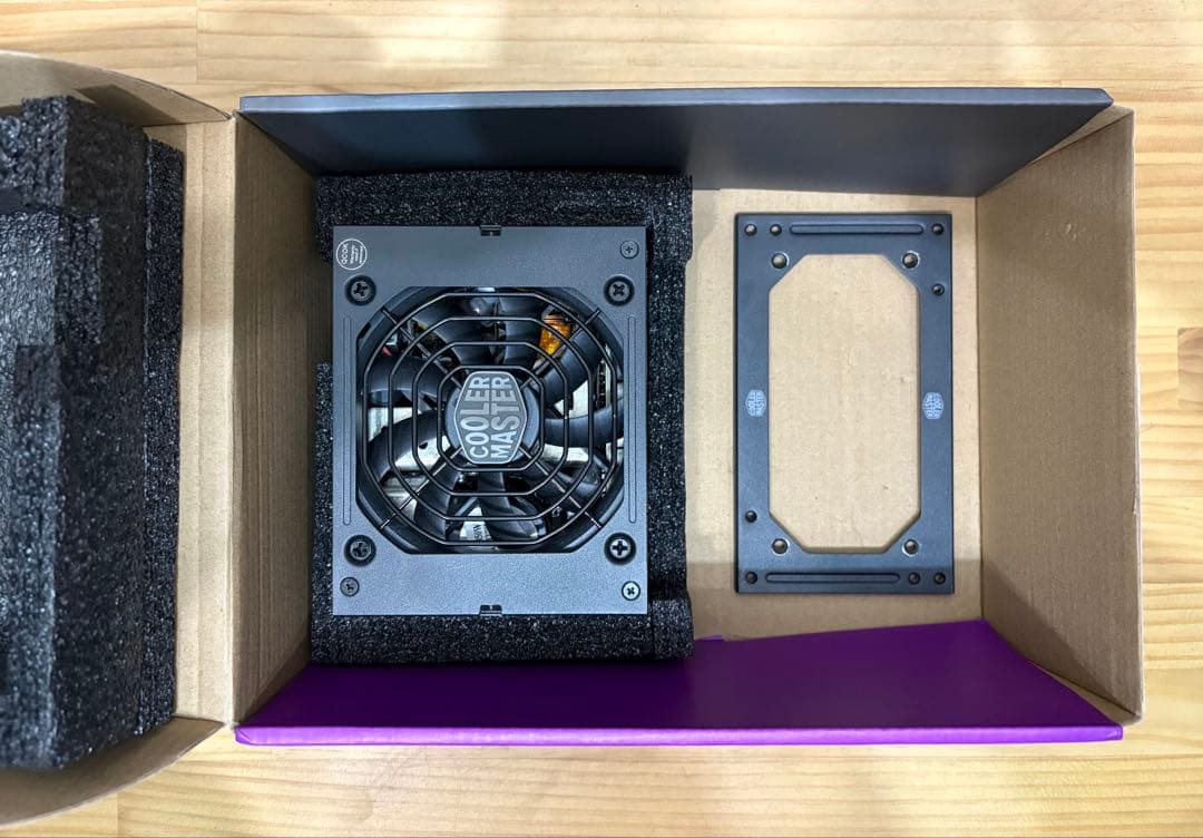 美品・Cooler Master V850 SFX GOLD 電源ユニット