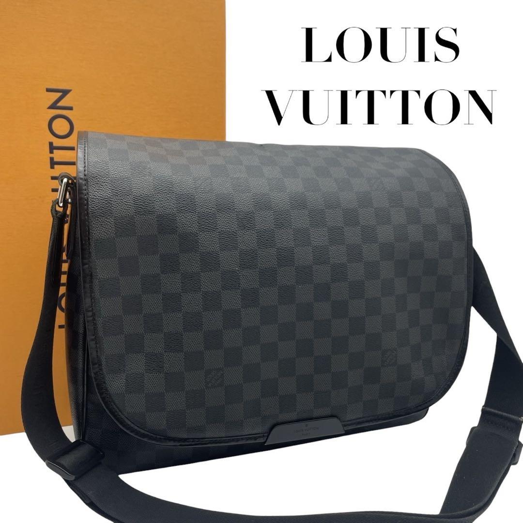 もっちー様ルイヴィトン　ダミエグラフィット　ダニエルGM　ショルダー　5601