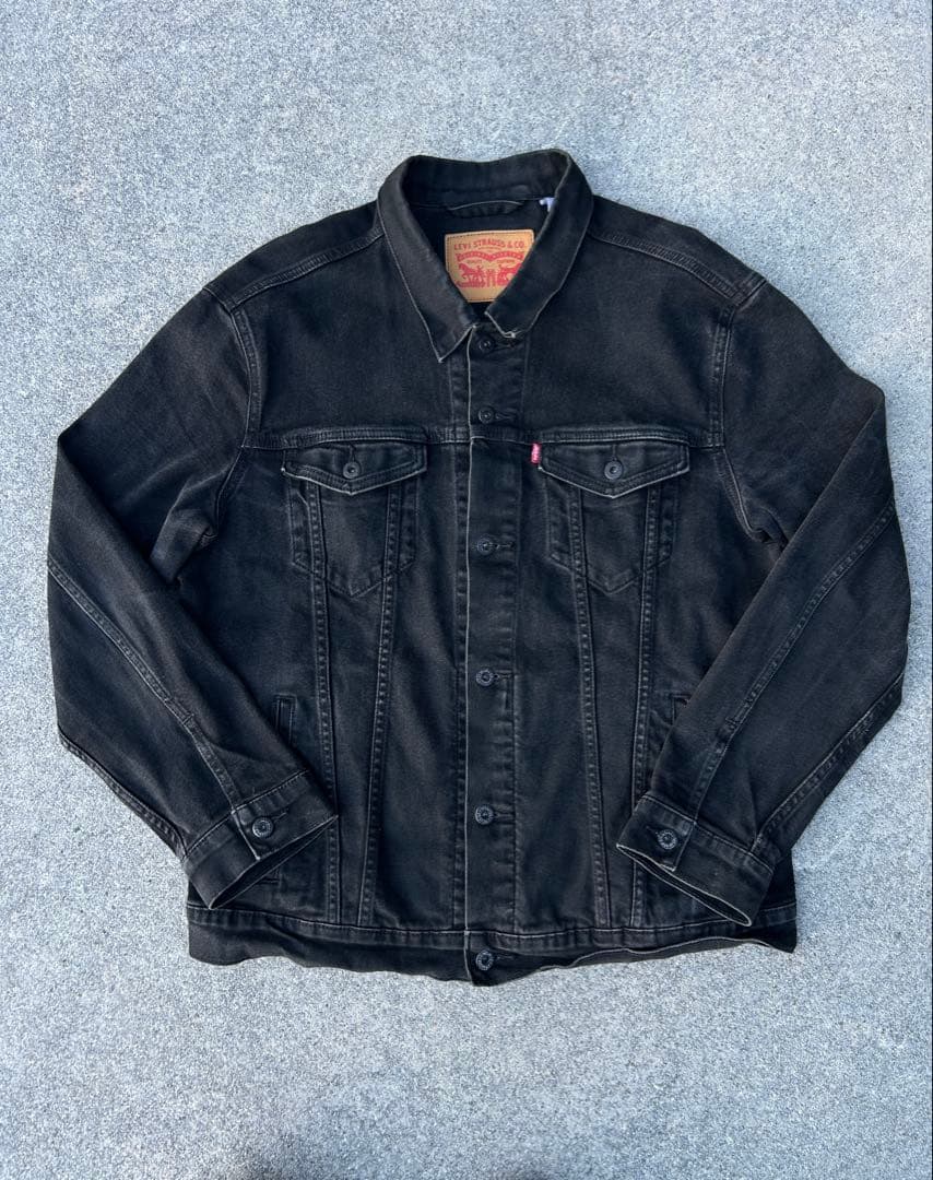 Levi’s ブラックデニムジャケット　XL