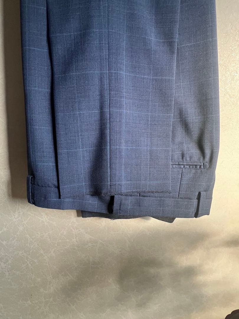 オンリー　ネイビーチェック柄 ビジネススーツ値下げ！