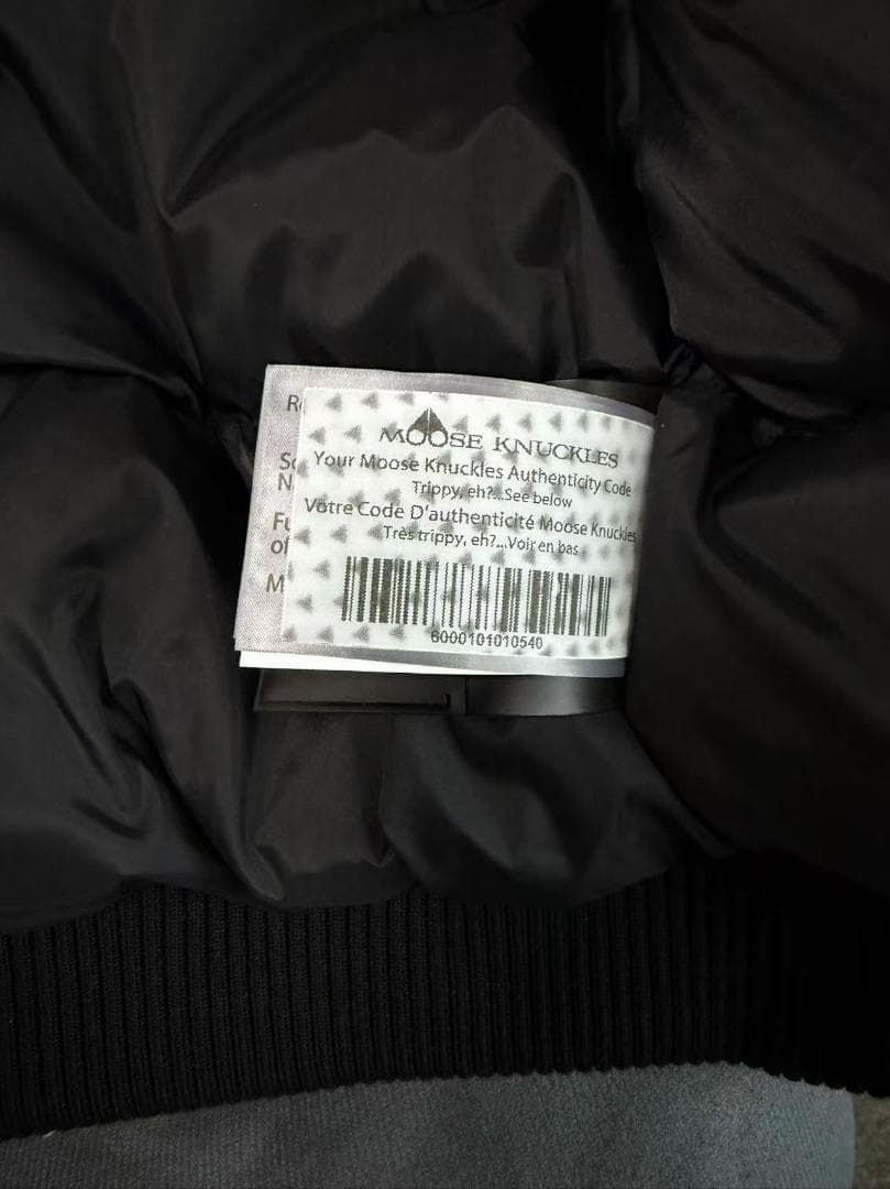 MOOSE KNUCKLES ブラックファーダウンジャケット