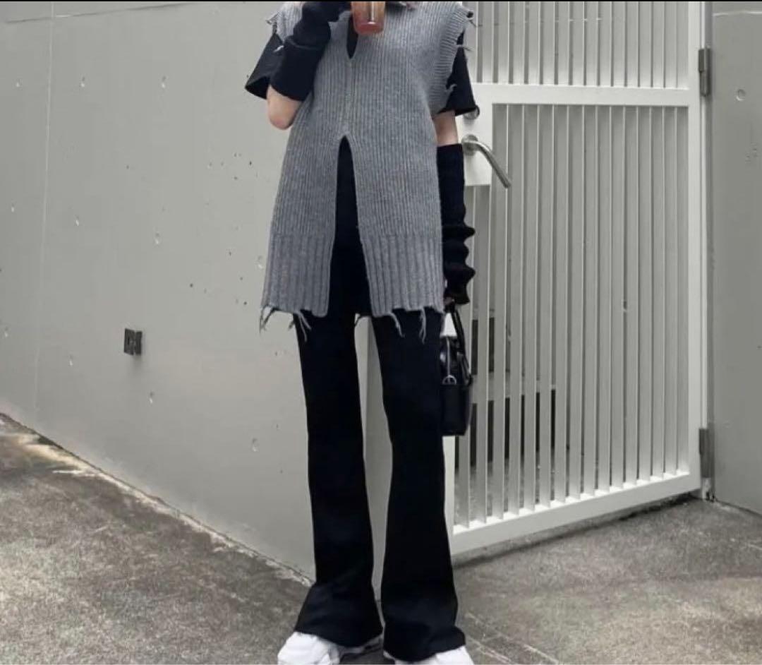 美品・即発送★PERVERZE 2wayダメージ ニットベスト パーバーズ