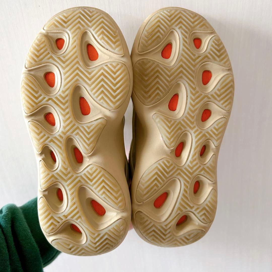 adidas Yeezy 700 V3 キッズ スニーカー シューズ 16