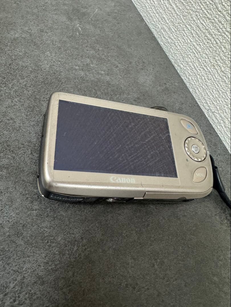 デジタルカメラ　Canon IXY PC1356