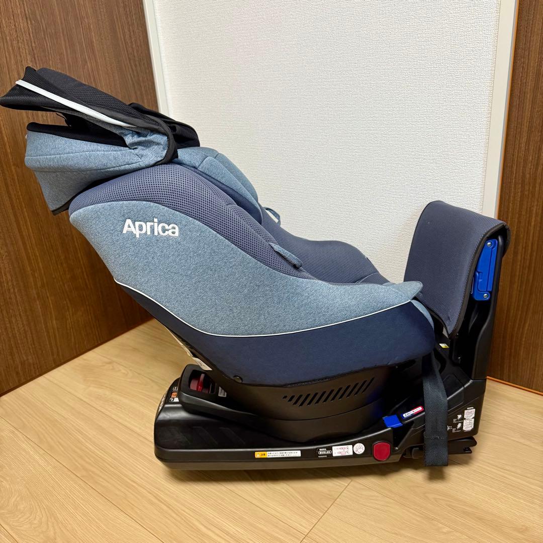 アップリカ チャイルドシート クルリラ AD 使用回数少なめ 美品 シート回転型