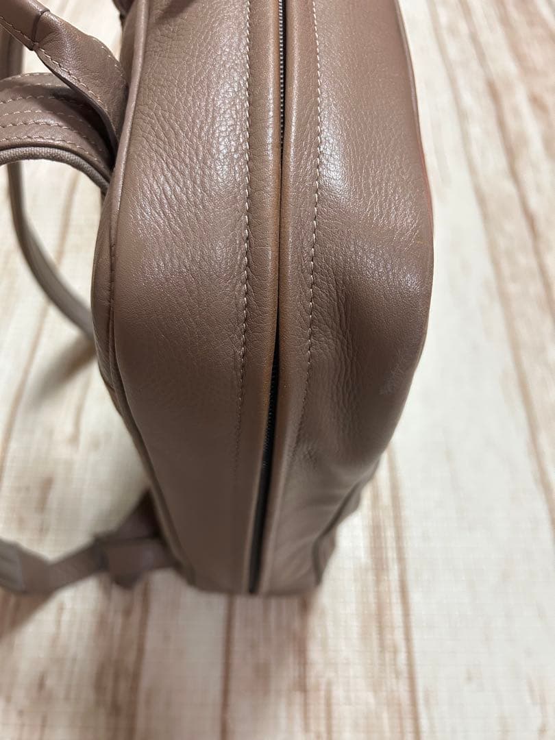 objcts.io ソフトバックパック ミディアム ベージュ