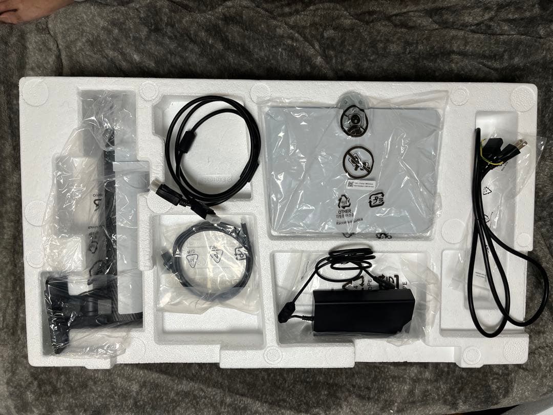 KTC M27P6 ゲーミングモニター　４K