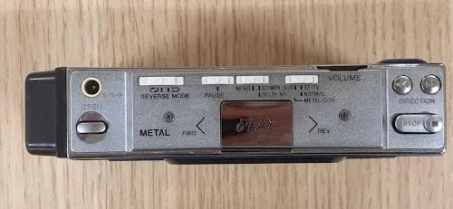 サ*）様 60L0109-13　AIWA HS-R10 ステレオラジオカセットプ