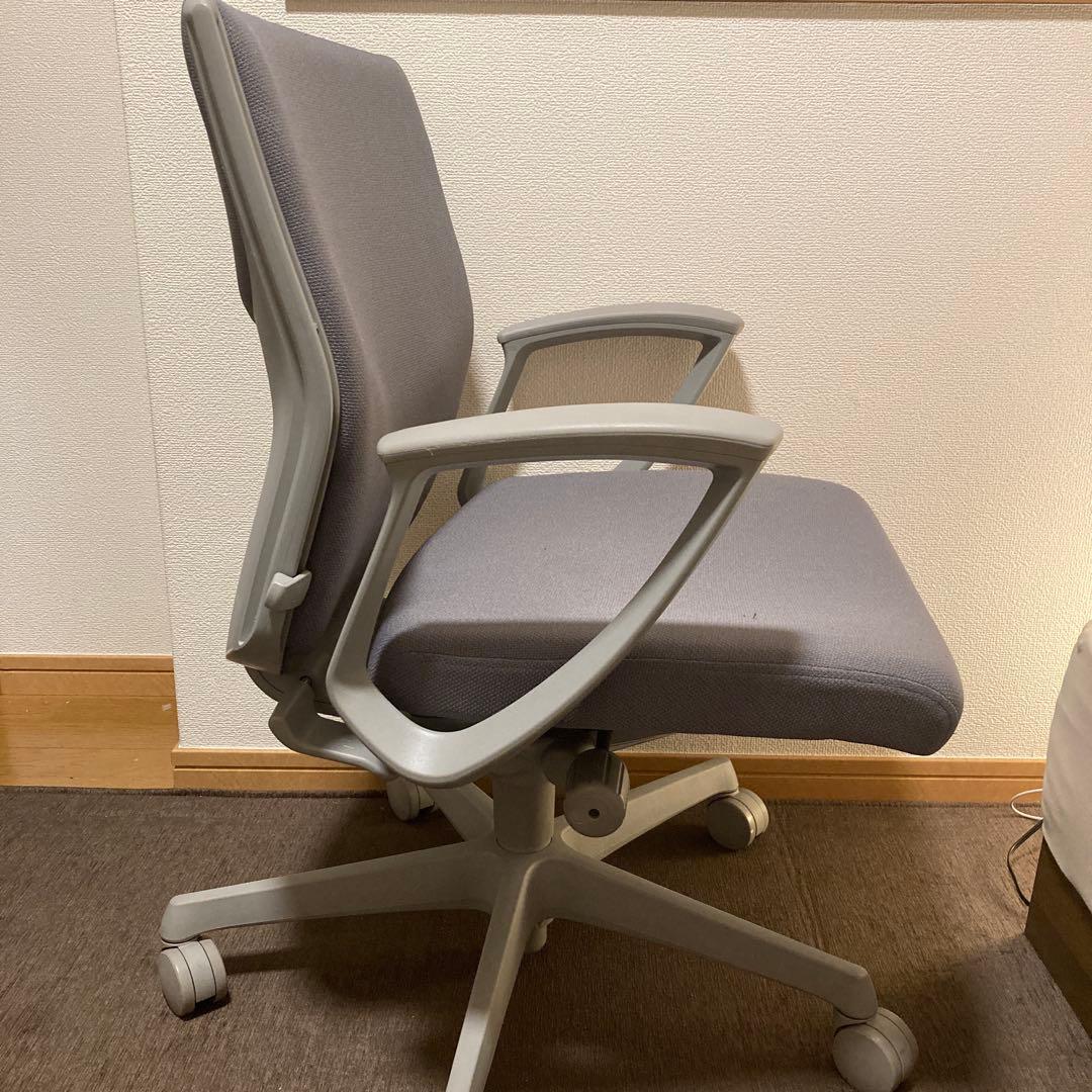 OKAMURA グレーメッシュチェア